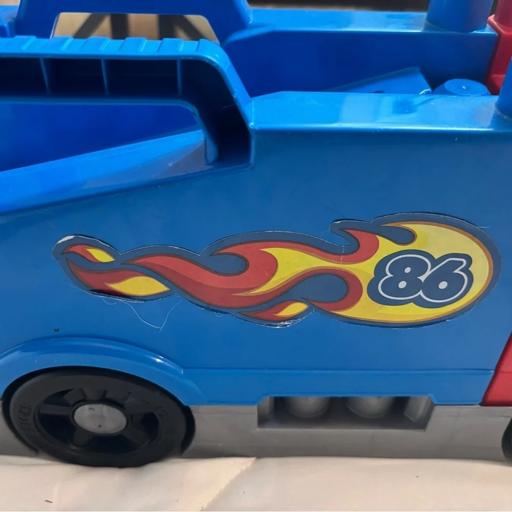 MEGA BLOCKS - Build & Race Rig Truck